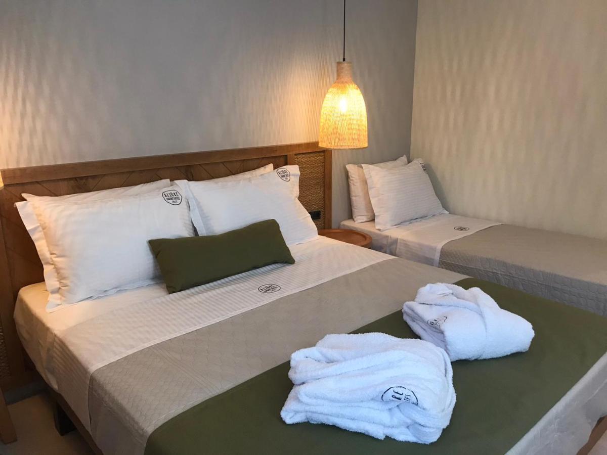 Azzure Luxury Suites Потос Экстерьер фото
