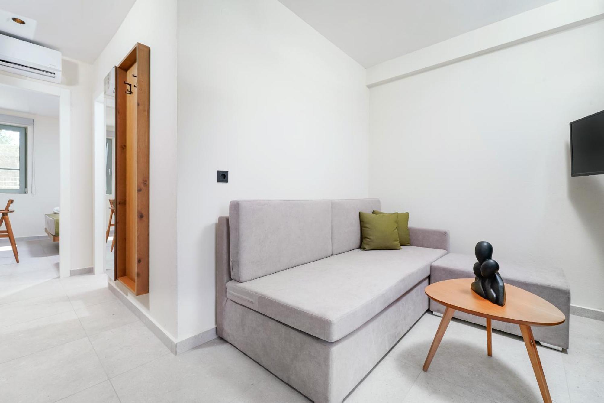 Azzure Luxury Suites Потос Экстерьер фото